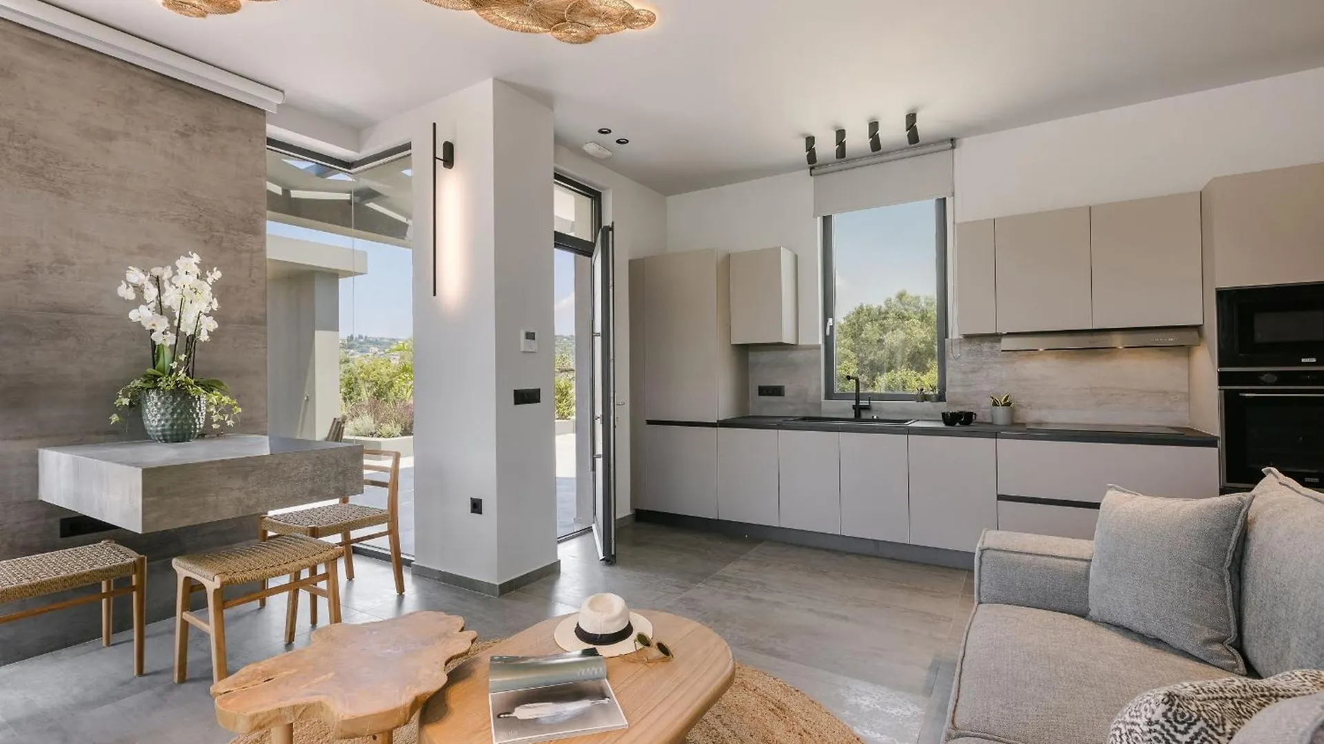 Kaligata Aegiali Luxury Villa