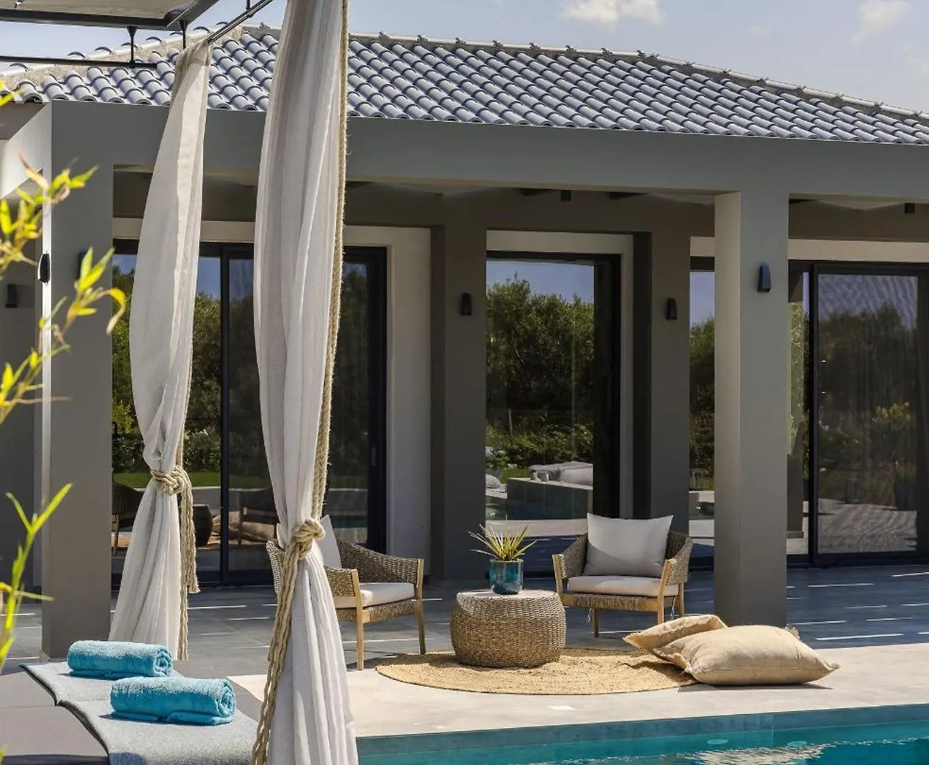 Kaligata Aegiali Luxury Villa 0*,