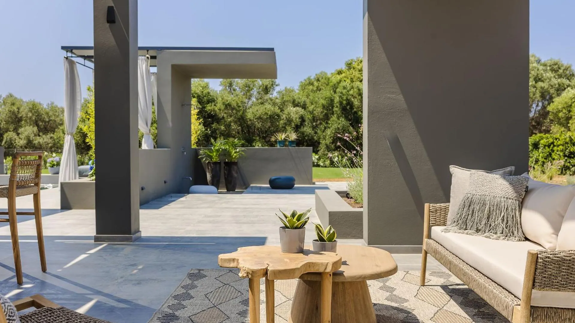 Kaligata Aegiali Luxury Villa